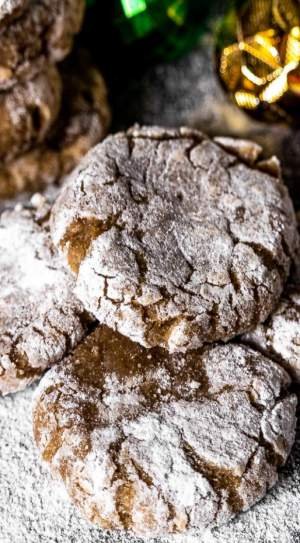 gingerbread crinkle cookies 