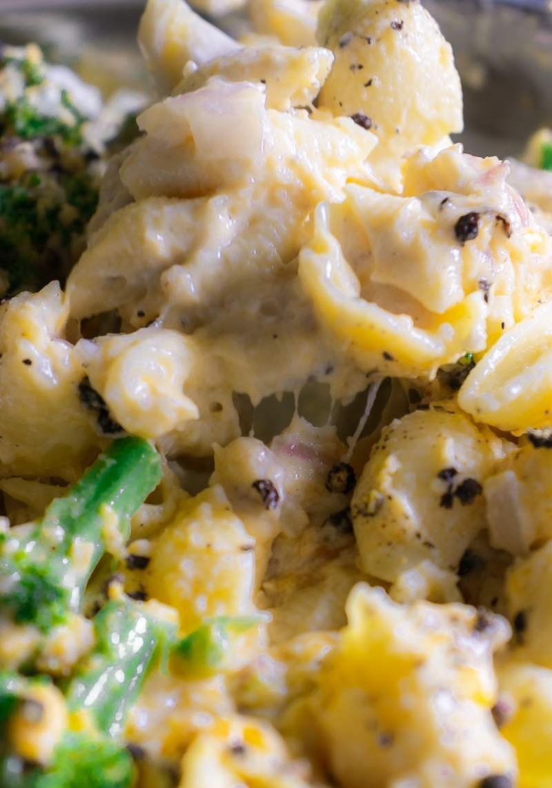 healthy and creamy Broccoli Mac and Cheese