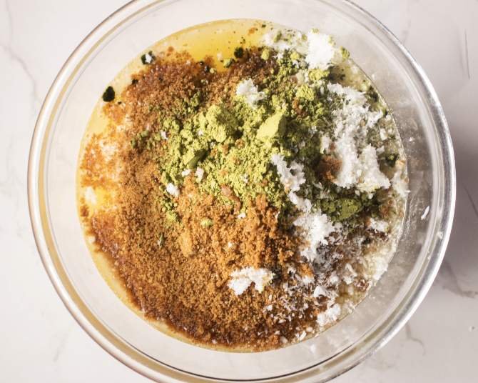 ingredients needed for White Chocolate Matcha Ice Cream 